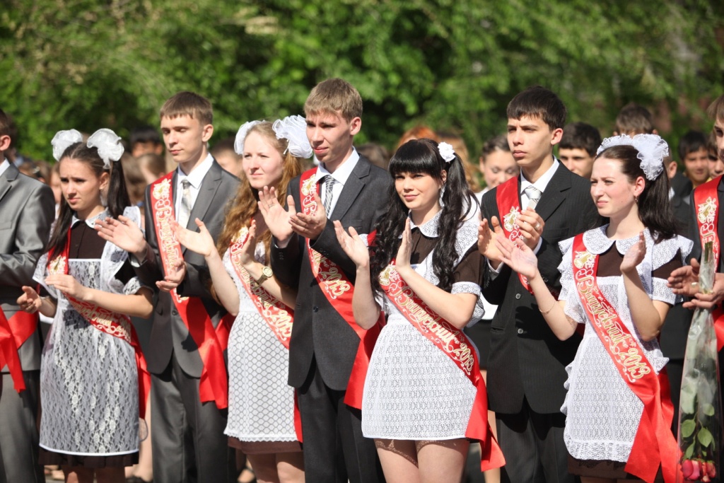 В этом году из школ Ульяновска ожидается выпуск почти 2,5 тысяч учащихся 11-х классов.