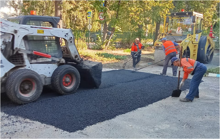 Ульяновские дорожники за сутки привели в порядок 18 участков дорог .