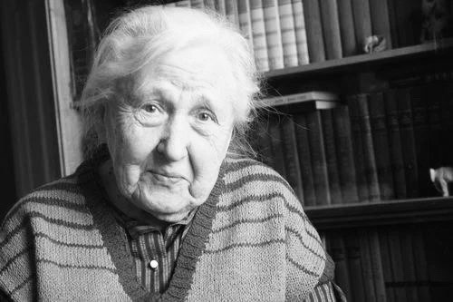 На 101-м году ушла из жизни заслуженный педагог РСФСР Лидия Стеженская.