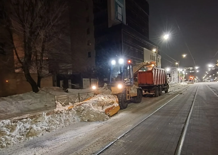 С улиц Ульяновска 24 февраля вывезли 237 самосвалов снега.
