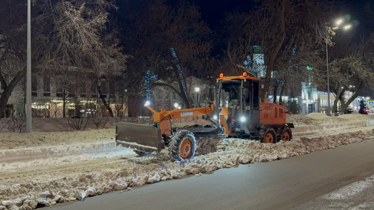 С улиц Ульяновска 24 февраля вывезли 237 самосвалов снега.